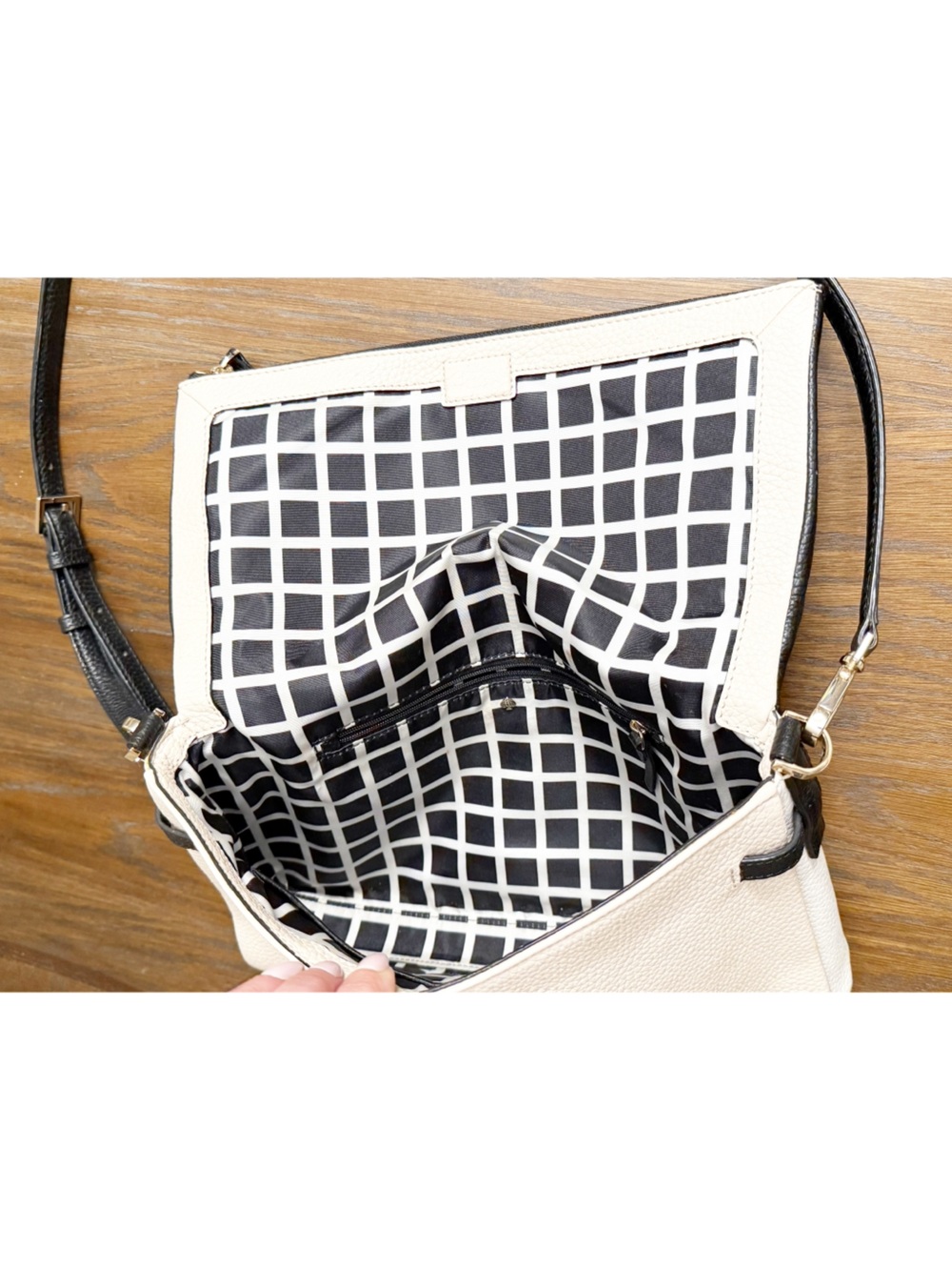 Kate Spade Holden Street Carson Cross Body Bag - Picture 7 of 12